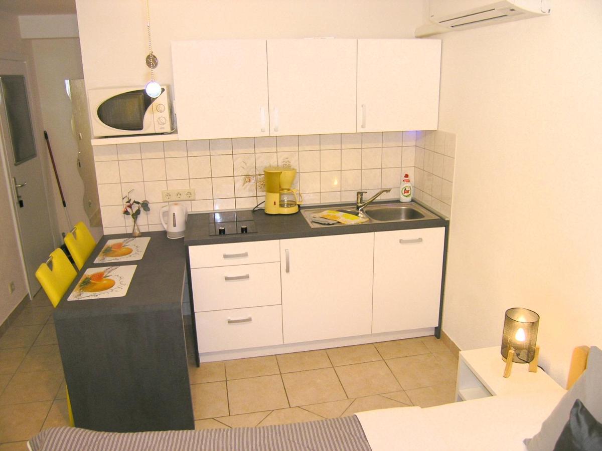 Apartmani Zganec 바슈카 외부 사진